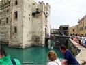 Dateiname=Sirmione_22.jpg
Dateigröße=136KB
Abmessungen: 799x600
hinzugefügt am: 12. Juni 2012 Sirmione_22.jpg