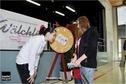 Dateiname=muga_036.jpg
Dateigröße=101KB
Abmessungen: 902x600
hinzugefügt am: 12. April 2015 muga_036.jpg