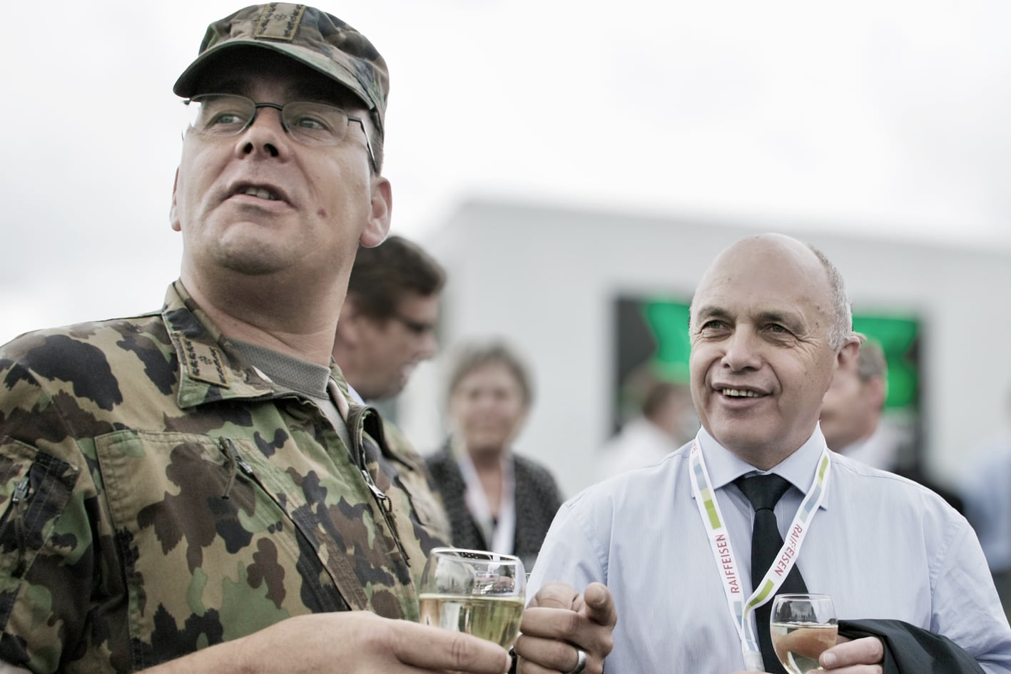 epw09, pontoniere aarwangen, bundesrat ueli maurer, brigadier jaques rüdin, armee, militär, fotohaefeli, aarwangen, weidling, übersetzboot, pontoniere, eidgenössisches pontonierwettfahren 2009 aarwangen