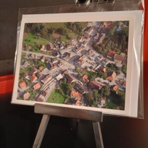 Luftaufnahme mit Fotodrohne Dorfzentrum Aarwangen mit Schulhaus und Bahnhof asm